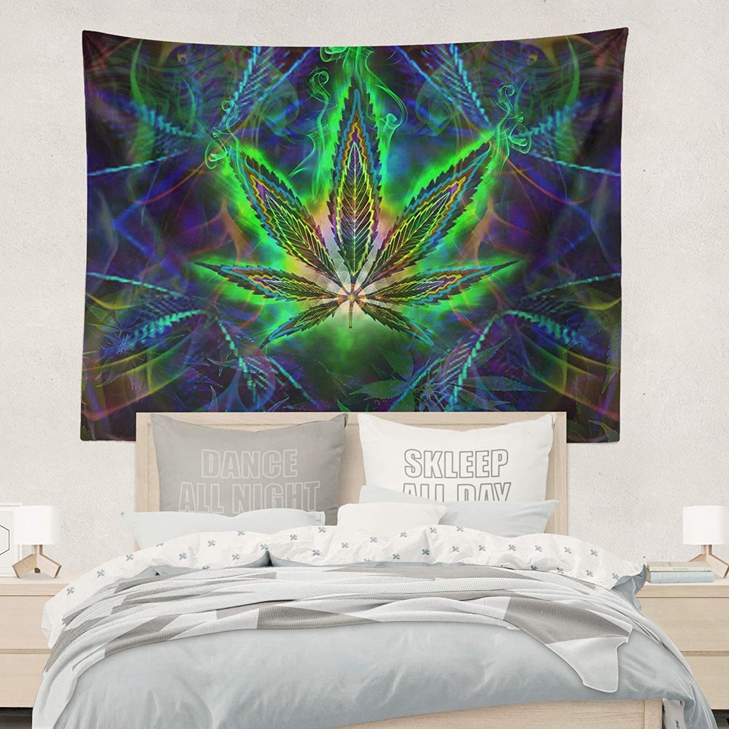 Trippy Weed Marijuana Leaf Tapestry: Psychedelic, Boho Cannabis Wall Hanging Decor, Dorm Room Art, Aesthetic  - Perfect Weed Lovers Gift