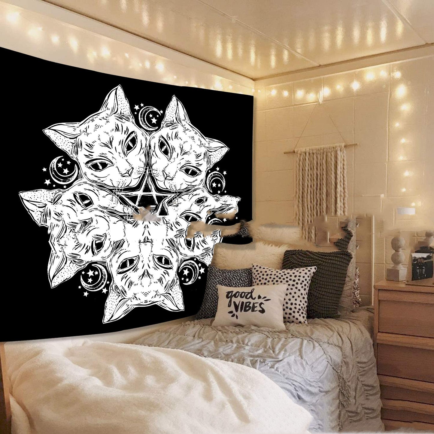 Magic Tapestry,  Black Cat Head Wall Hanging, Sun And Moon Tarot Cloth, Black and White Tapestry, Hippie, Gothic Mandala , Tablecloth, Cover