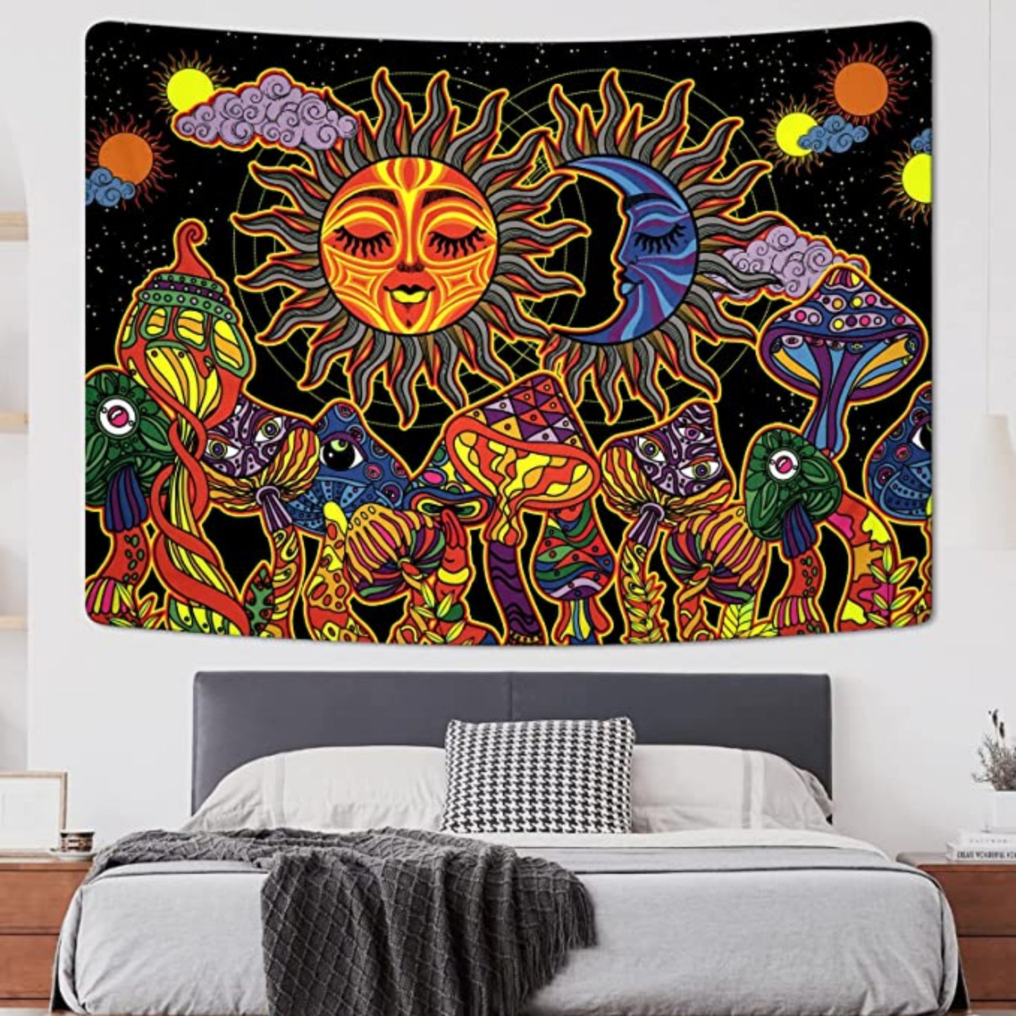 Trippy Sun and Moon Tapestry , Burning Sun and Stars Tapestry Wall Hanging, Fantasy Hippie Mushroom Tapestries, Medieval Arabesque Décor